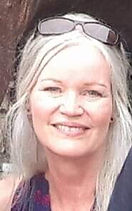 lindamolyneux_author-pic (use this one).jpg
