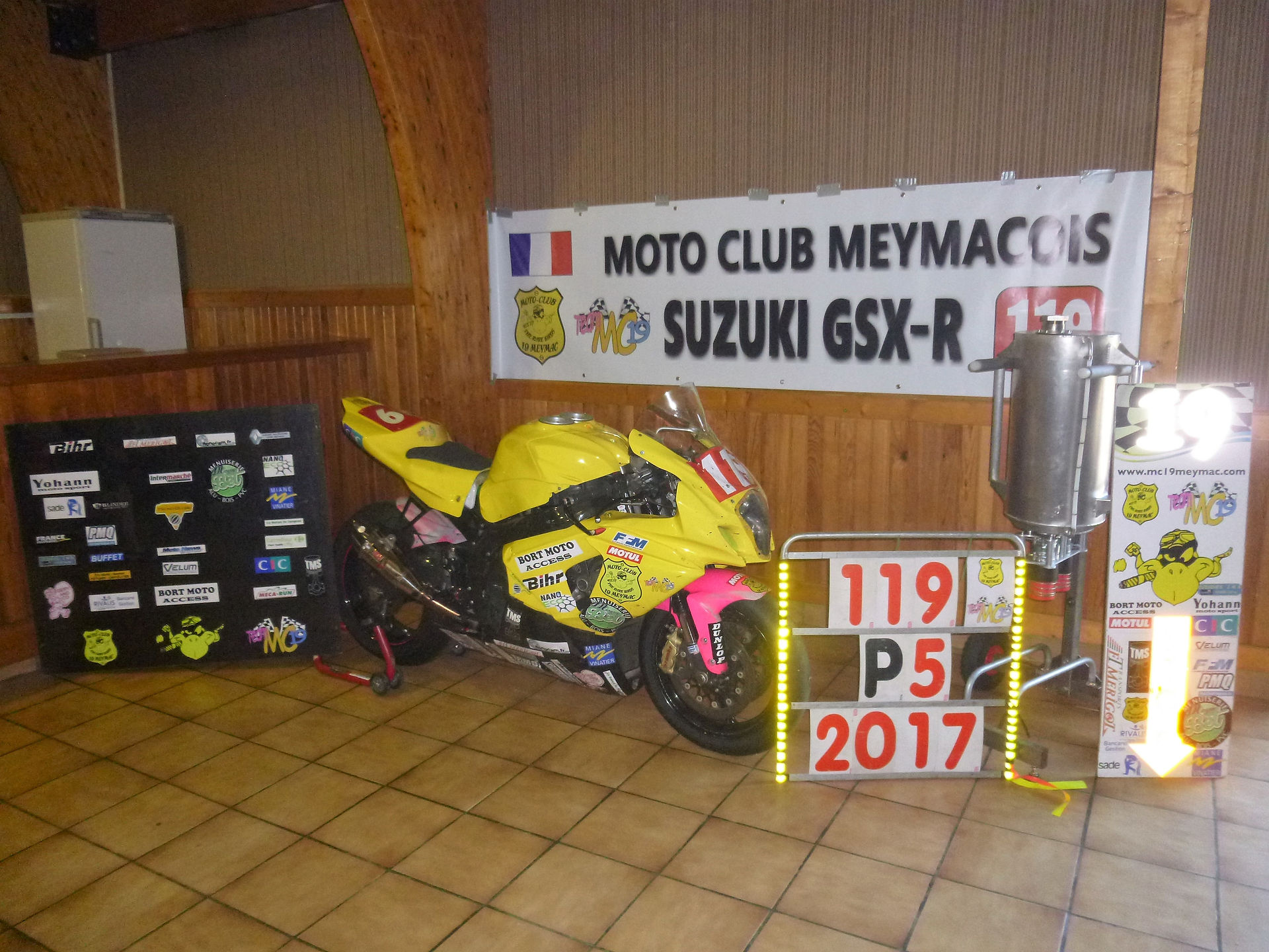 19MCM-mc19 (4)