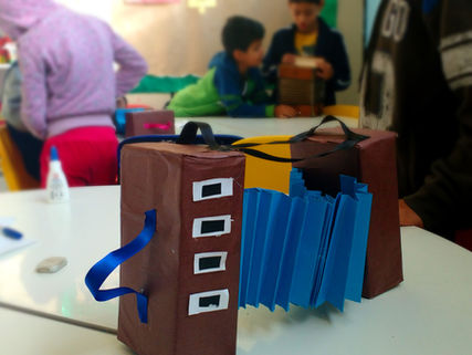 Sanfona de caixa de leite