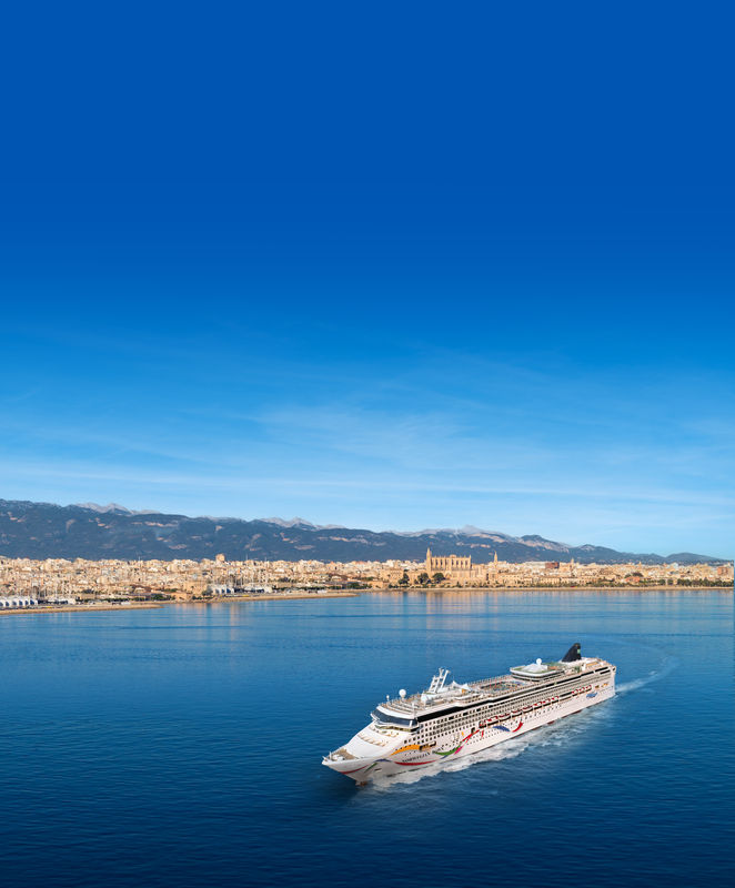 Every Moment's a Masterpiece when your Customers Sail Europe with NCL