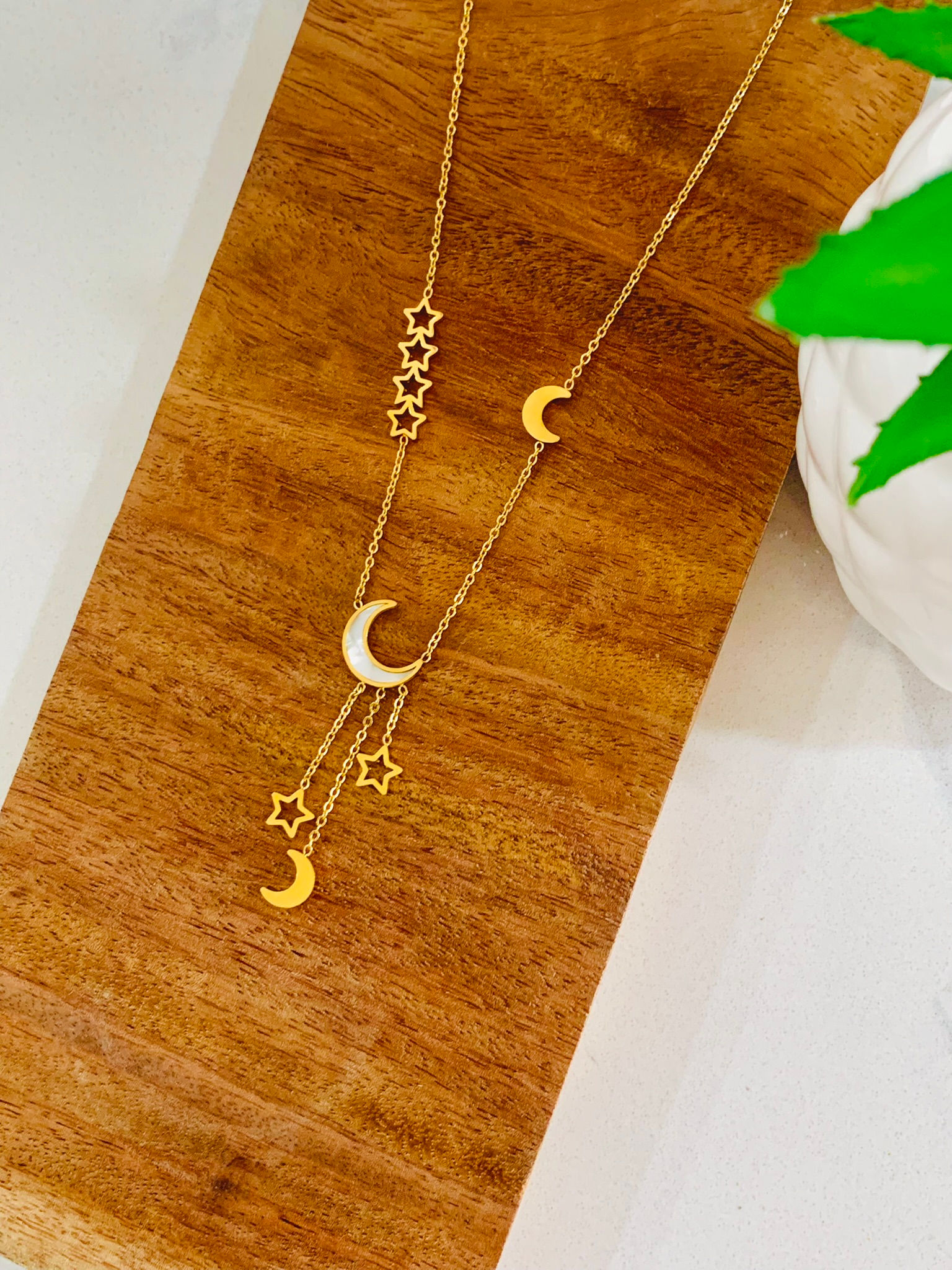 Collar lunas y estrellas oro 18 K