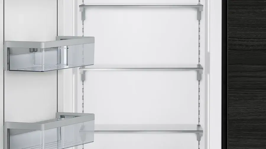 Küçük resim: Siemens FI24NP33 iQ700 Ankastre Derin Dondurucu 212.5 x 60.3 cm Düz Menteşe