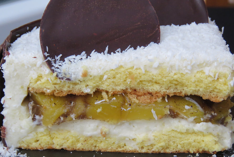 Entremets coco-citron-mangue