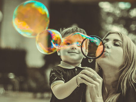 10 HÁBITOS DAS MÃES DE FILHOS FELIZES