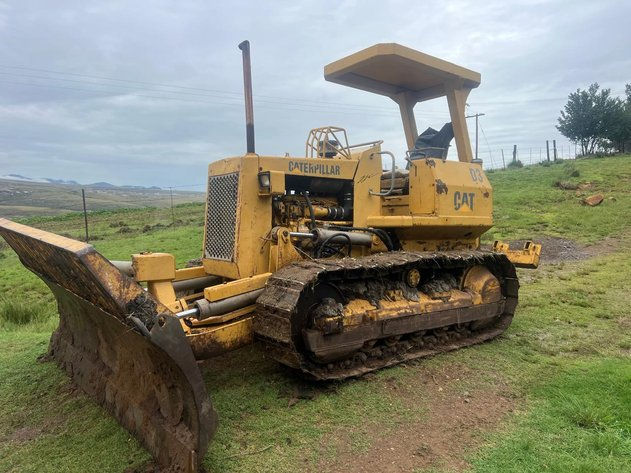 CAT D3 Bulldozer
