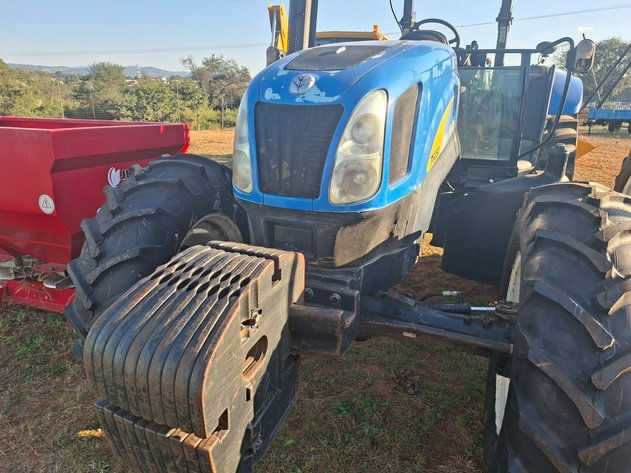 New Holland T6050 4x4
