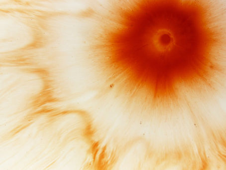 ein abstrakte struktur in Rot und Gelb