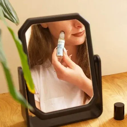 Miniature : Roll'on a l'Huile Essentielle de Tea Tree Bio