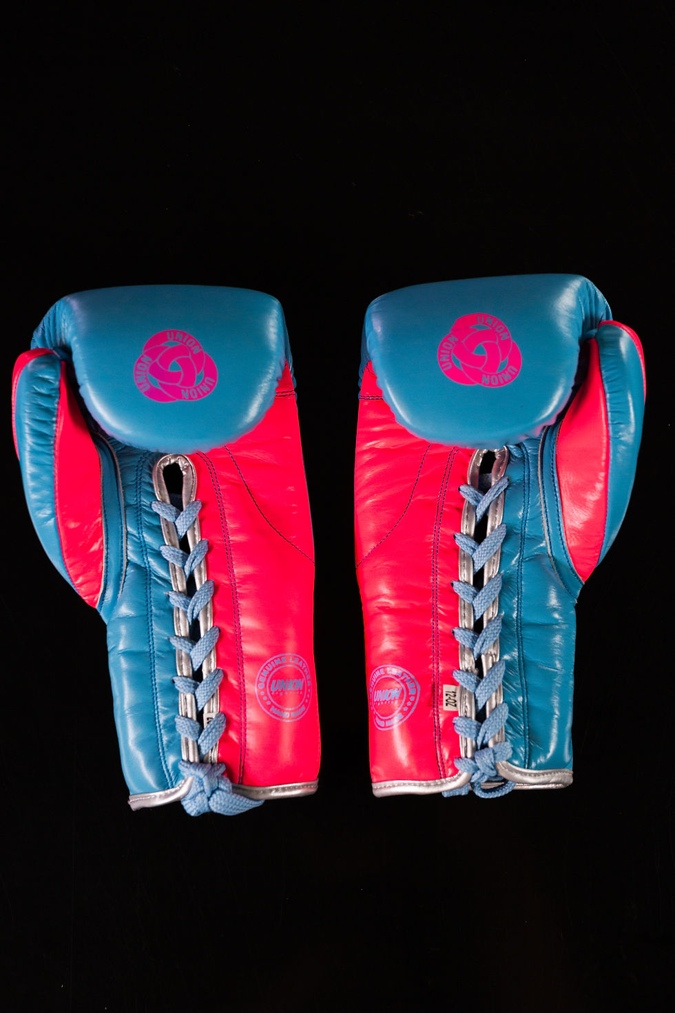 Thumbnail: UNION fighting Laces Boxing Gloves Bubble Gum