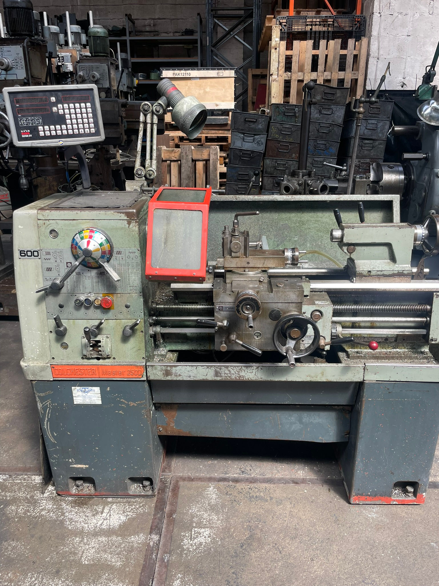 COLCHESTER MASTER 2500