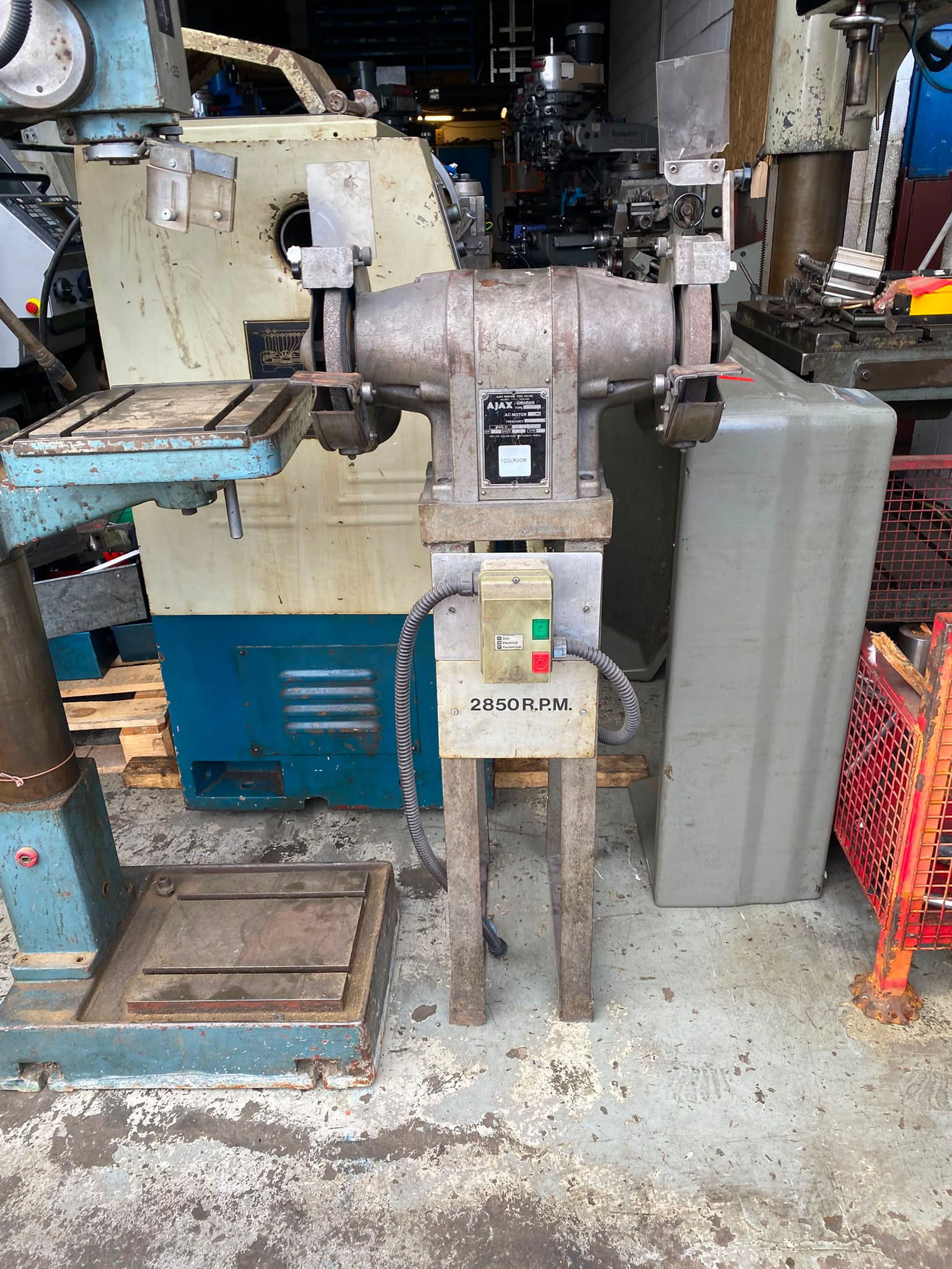 AJAX  DOUBLE ENDED GRINDER