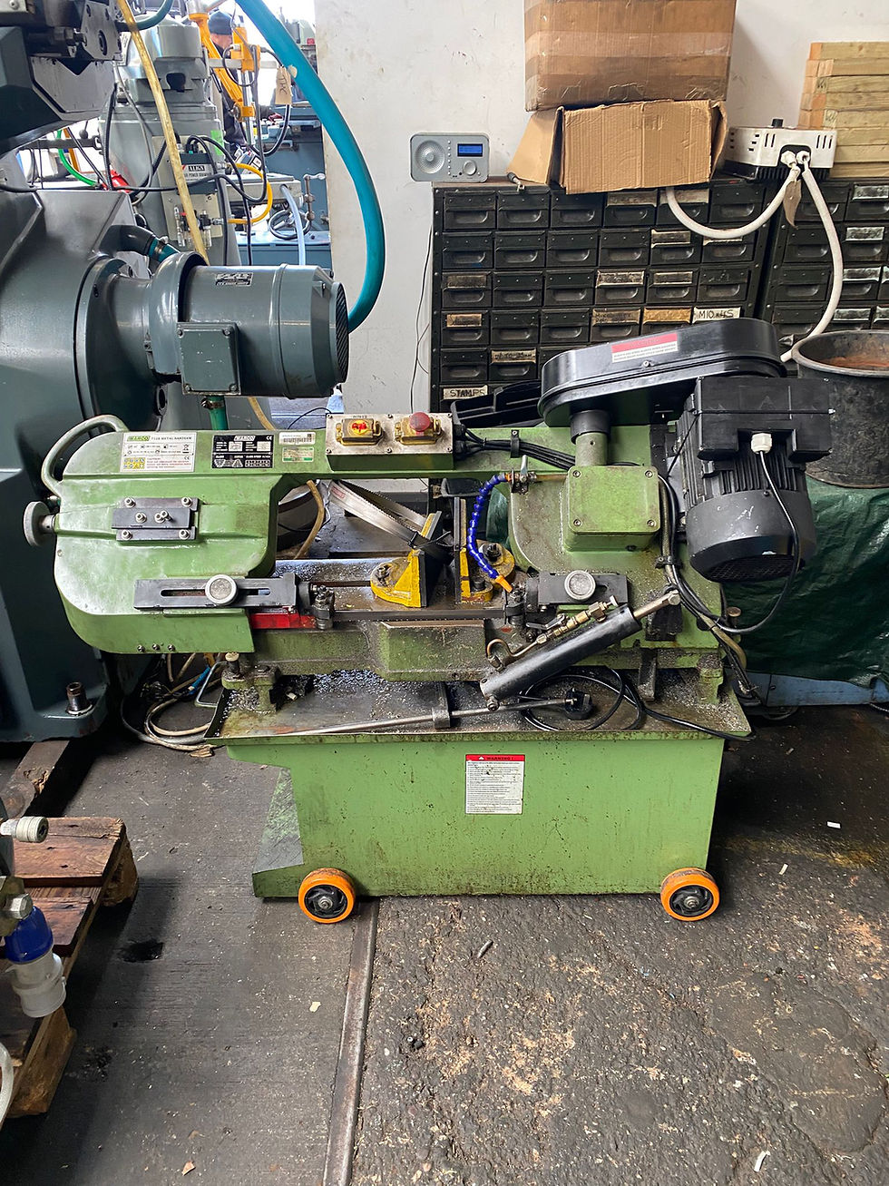 Thumbnail: WARCO 712 HORIZONTAL BANDSAW  (SINGLE PHASE)