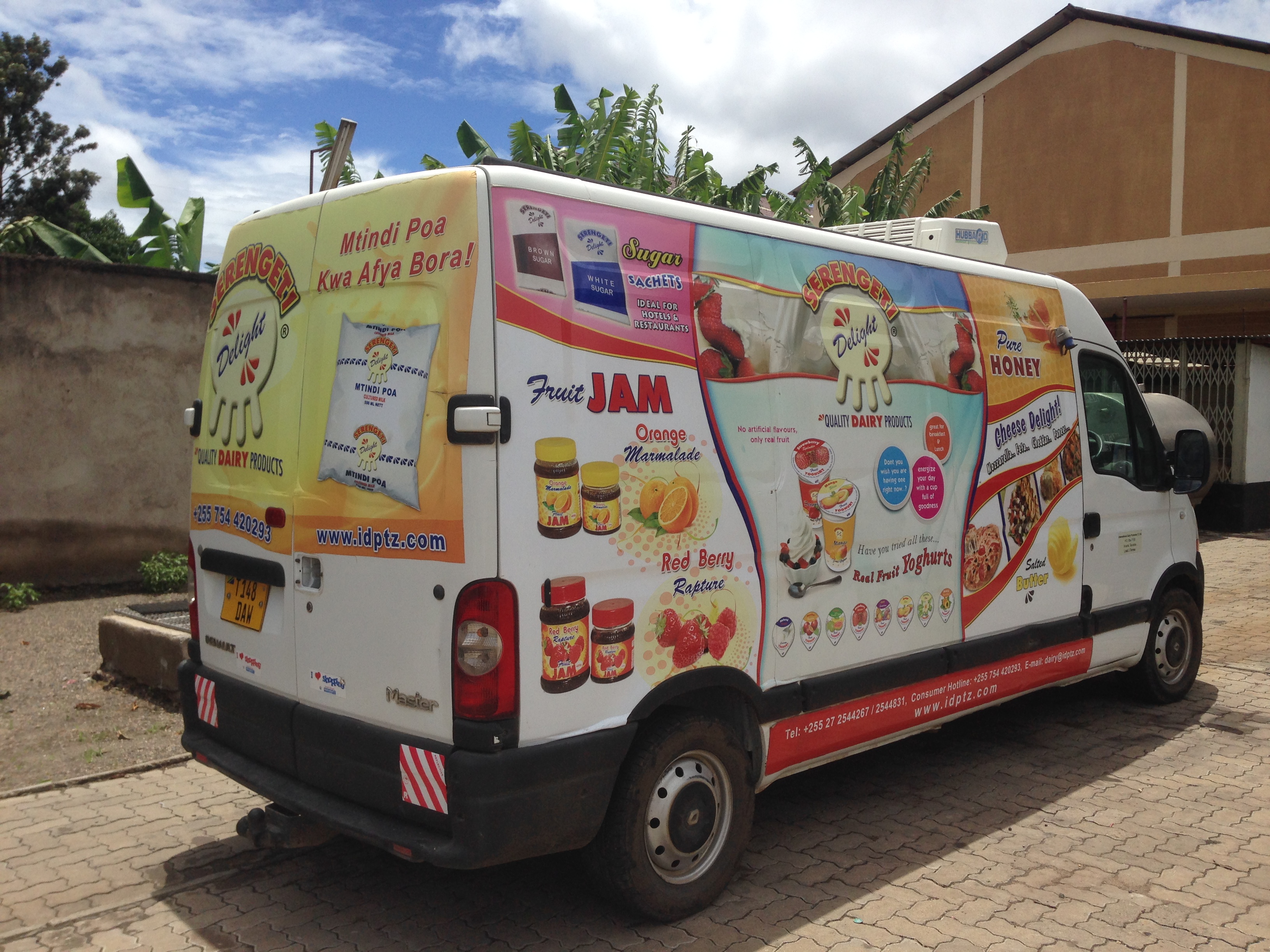 VEHICLE & WALL BRANDING