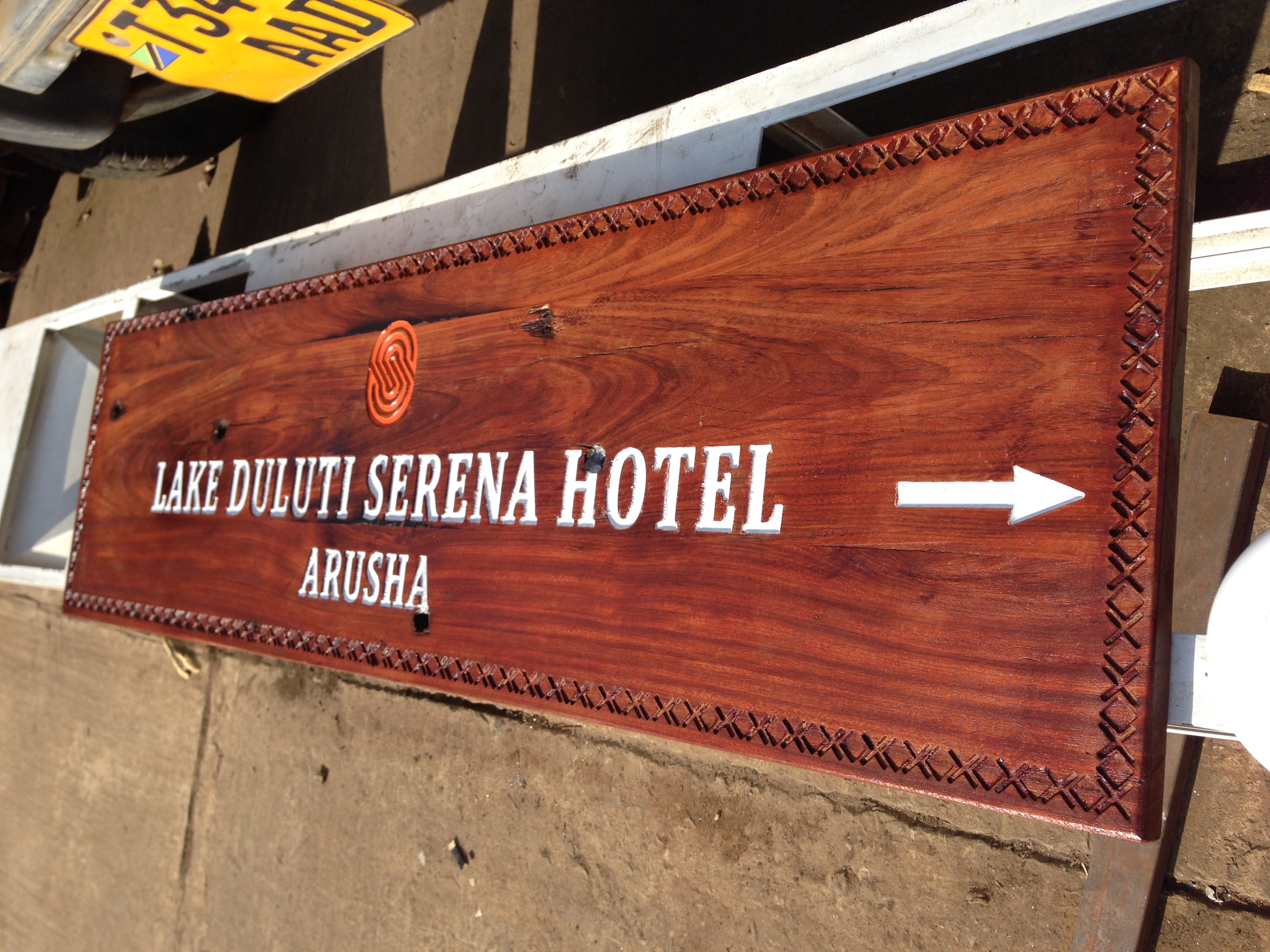 WOODEN SIGNS