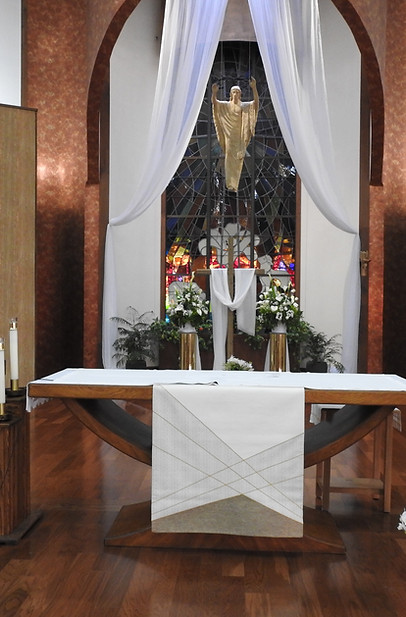 Res Easter Altar.JPG