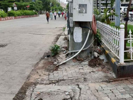 mobile tower on a footpath in Ahmedabad