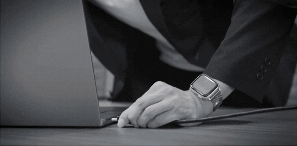 Wi-Fi不要で使えるワイヤレスHDMI・画面共有デバイスを展開。押すだけ接続の設定不要設計で、会議室や在宅ワークをもっとスマートに。機能と美しさを兼ね備えたガジェット。