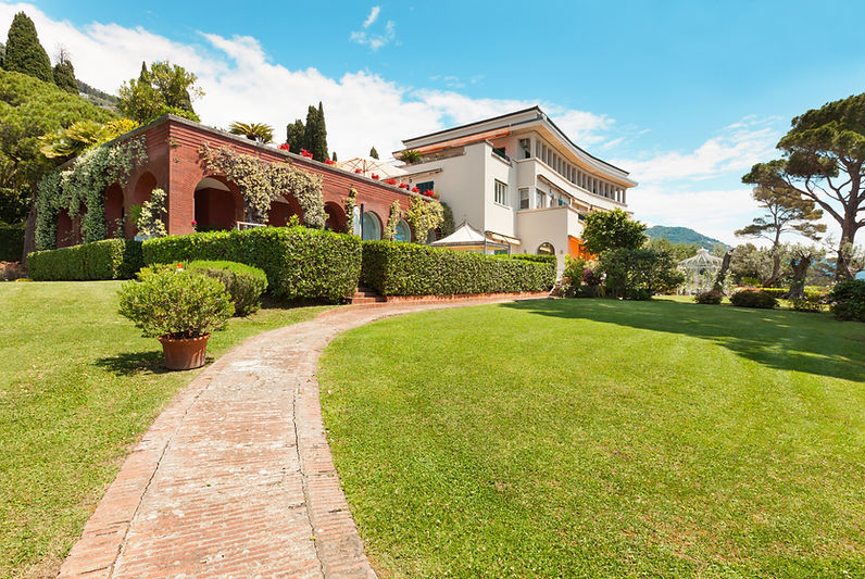 Elegant Villa Exterior