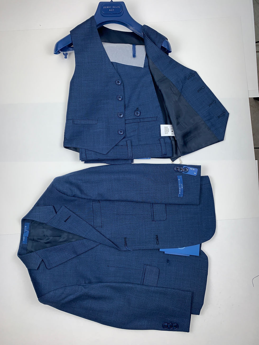 Thumbnail: Slim Fit Perry Ellis 3pcs Blue Boys Suit