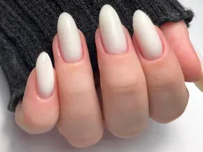 Ongles en gel blanc : un style intemporel