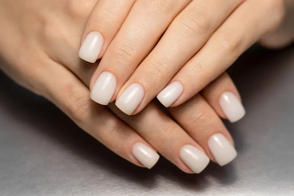 ongle en gel court