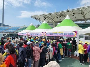 평창군, 근로자의 날 맞아 평창읍민 체육대회 및 범군민 서명운동 개최