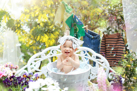 キラキラかわいい1歳バースデー・お誕生日フォト | お庭おうちスタジオアートフォトガーデン｜シンプルな料金プラン｜人見知り＆場所見知りのお子様welcome！｜撮影パターン多数｜兵庫県｜太子（たつの・姫路・相生・赤穂・宍粟）