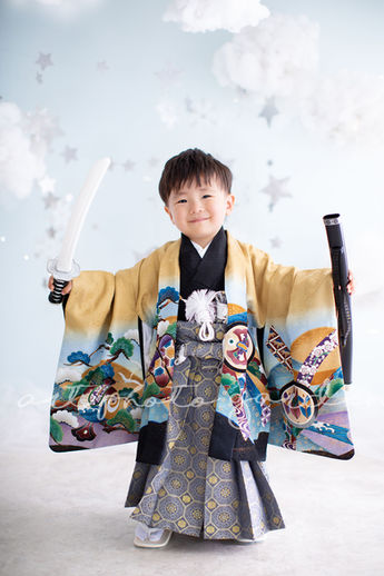 お庭でロケフォト七五三フォトスタジオ/キッズバースデー｜お子様の緊張をほぐす空間作り｜お庭おうちスタジオアートフォトガーデン｜シンプルな料金プラン｜撮影パターン多数｜兵庫県｜太子（たつの・姫路・相生・赤穂・宍粟）