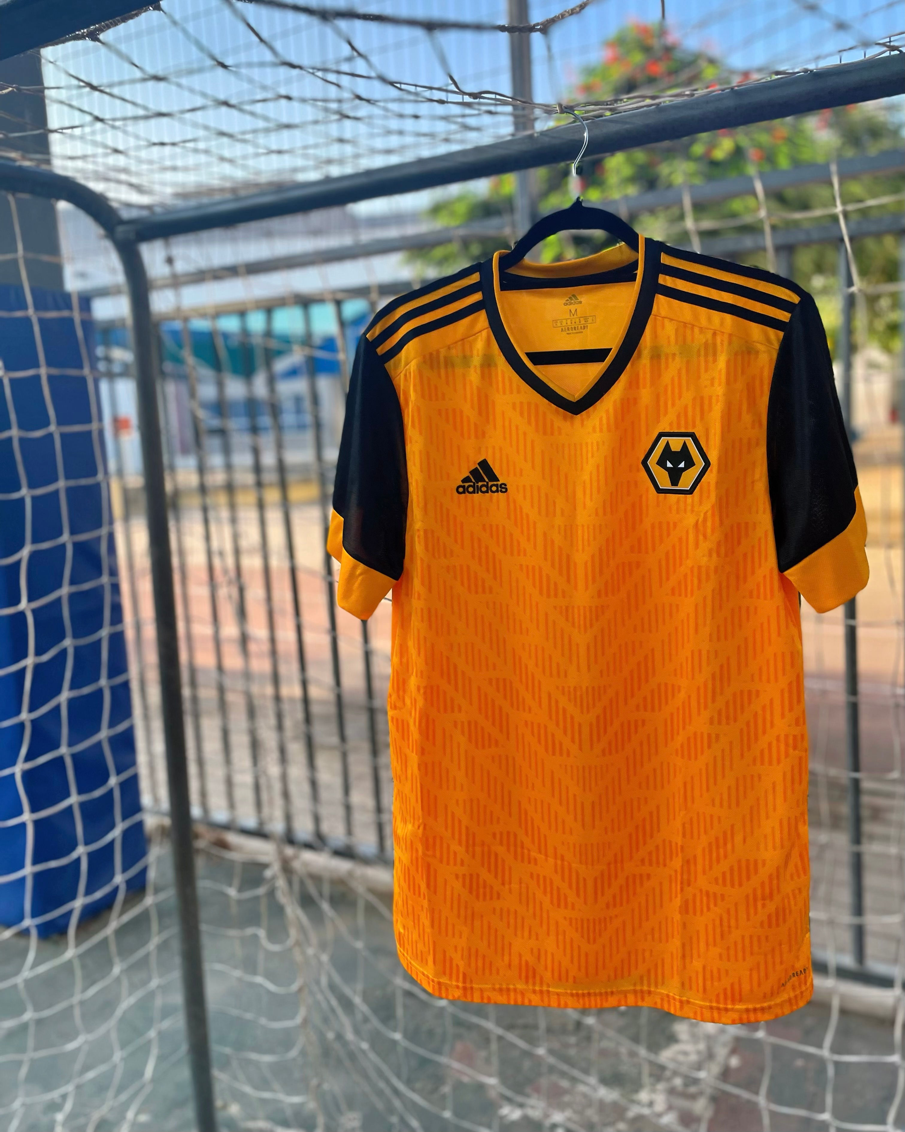 וולבס בית 19/20