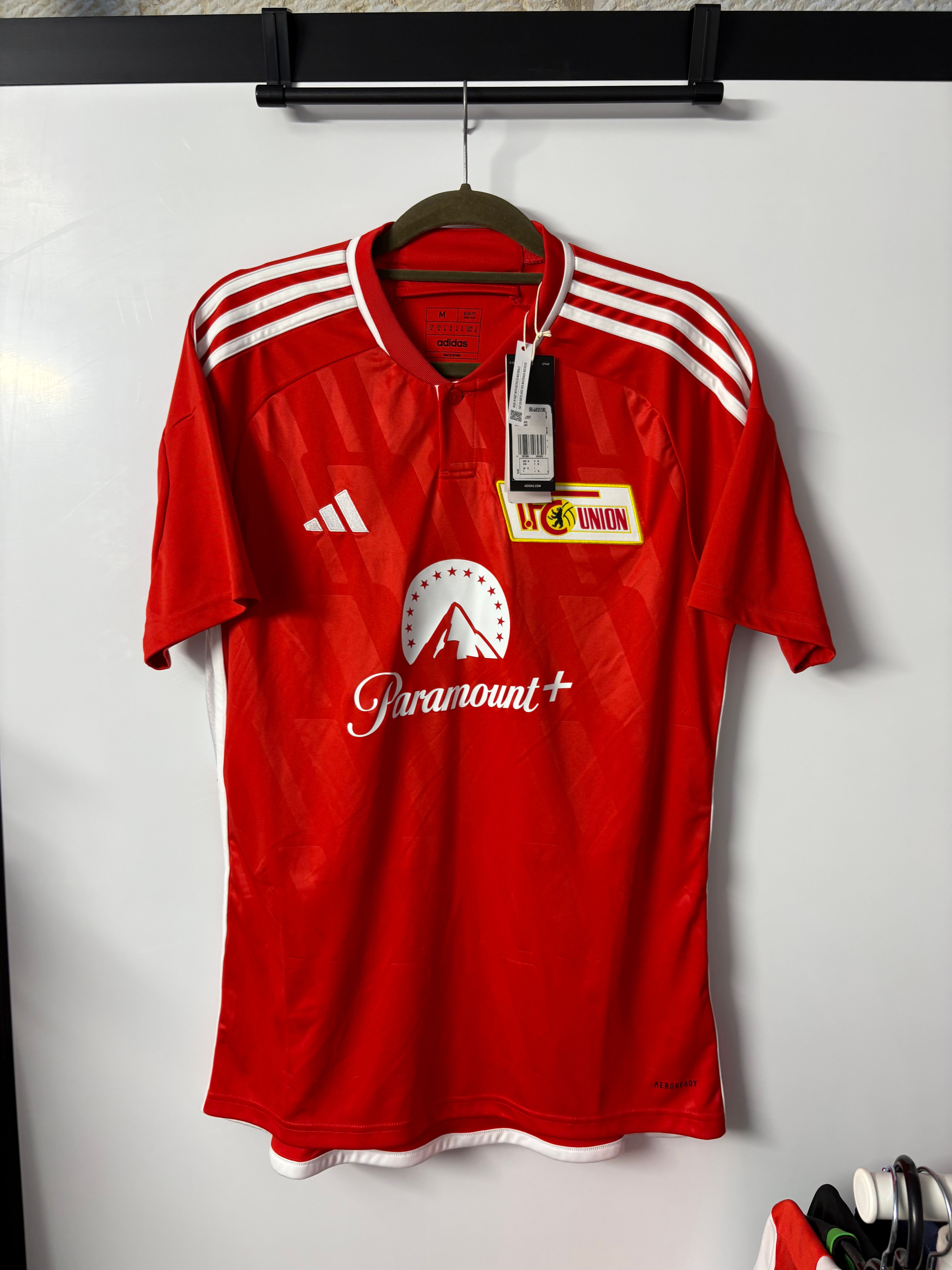 אוניון ברלין 22/23 חדשה עם טיקט