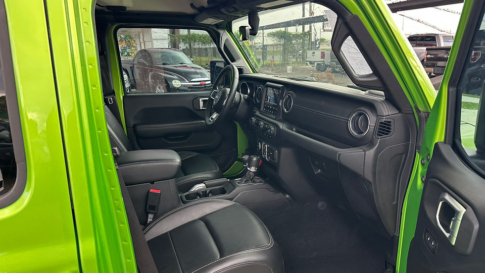 Thumbnail: 2018 Jeep Wrangler Sahara Clean Title 