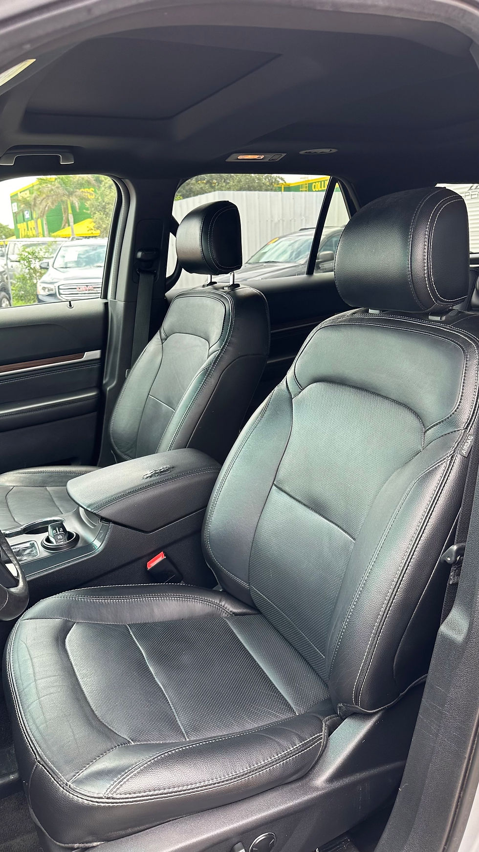 Thumbnail: 2016 Ford Explorer LIMITED 133K Miles CLEAN TITLE