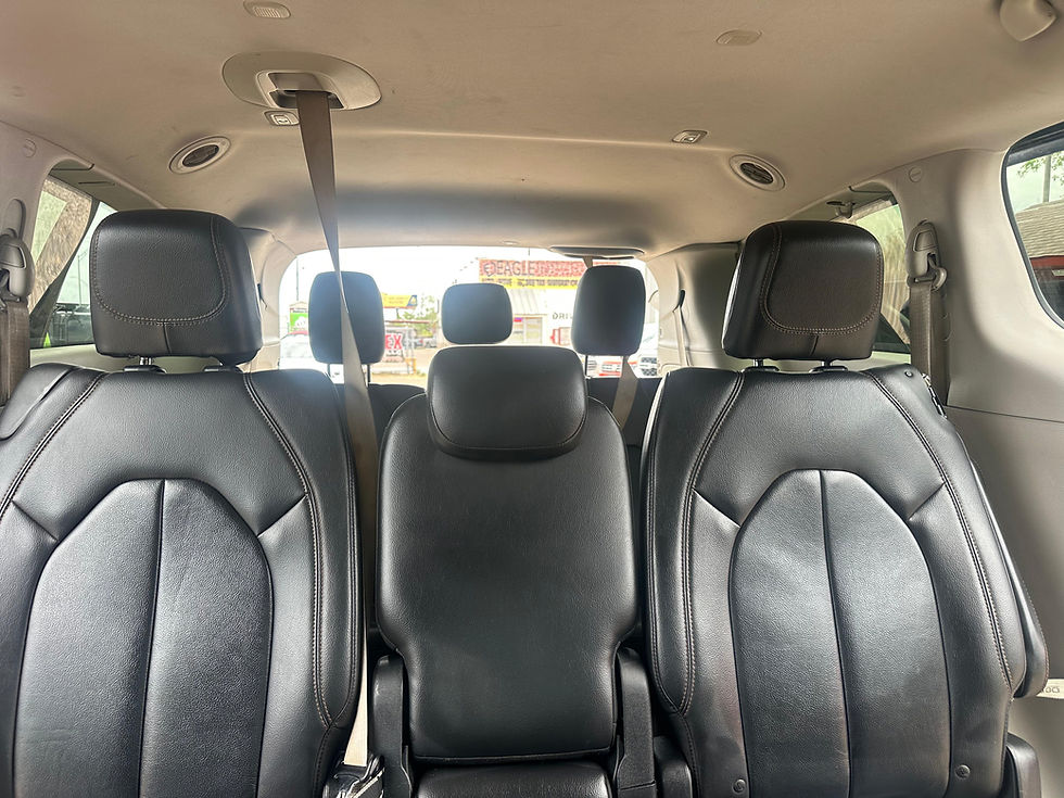 Thumbnail: 2017 Chrysler Pacifica Touring L