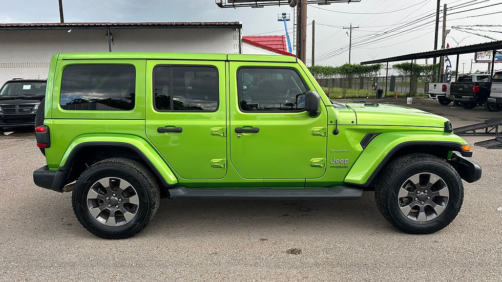 Thumbnail: 2018 Jeep Wrangler Sahara Clean Title 