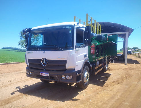 WhatsApp Image 2025-08-18 at 13_edited.jpg