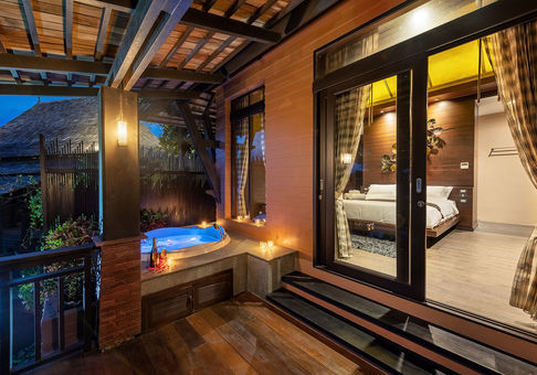 Junior Suite Jacuzzi Sea View (7).jpg