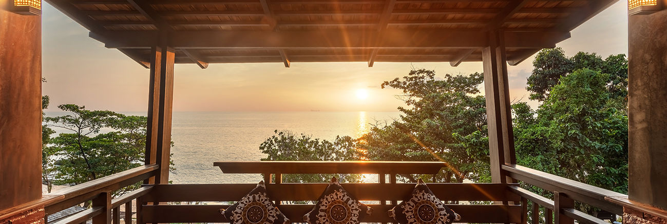 Junior Suite Jacuzzi Sea View (2).jpg