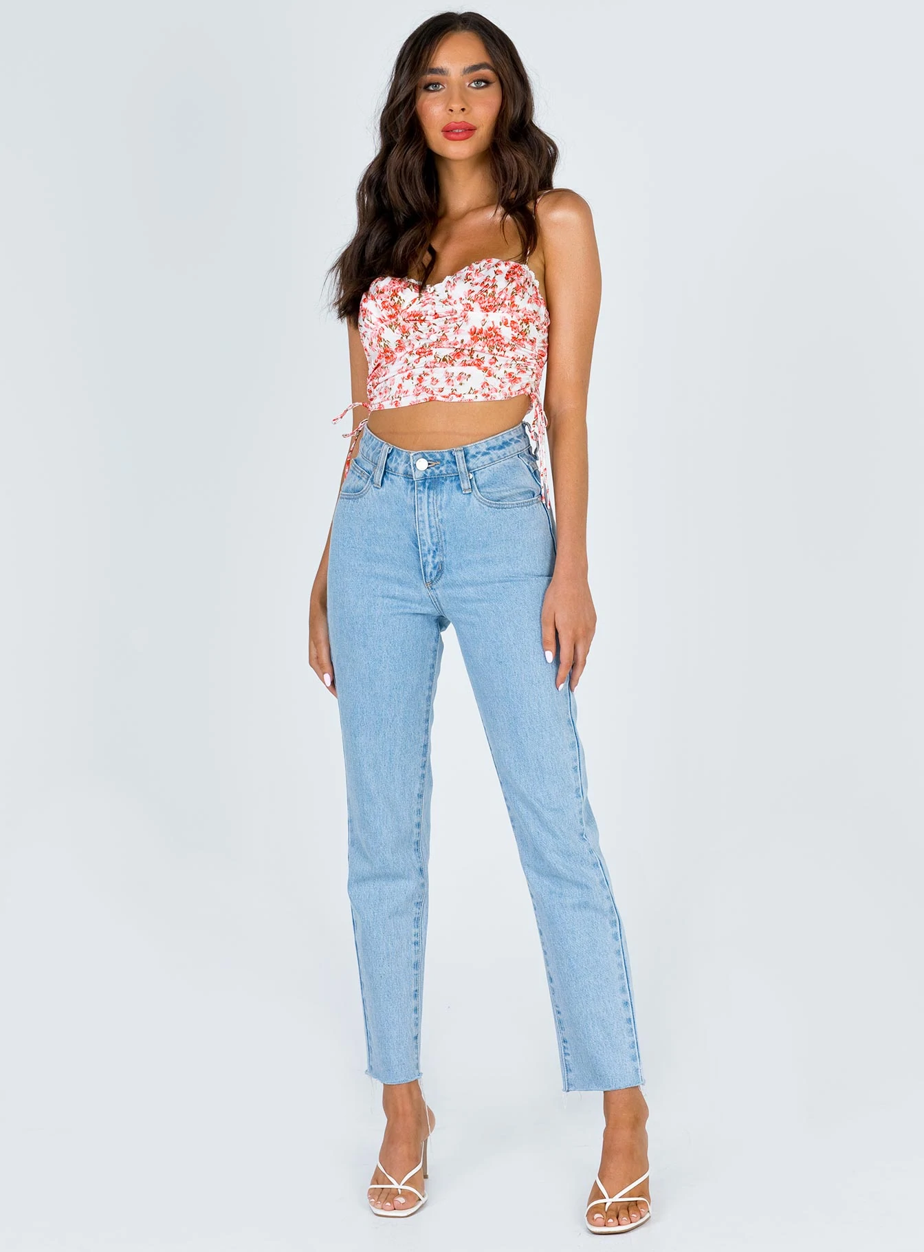 JENNA SLIM RELAXED FIT JEANS