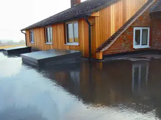 Flat roof solutions: Choosing the best option for you