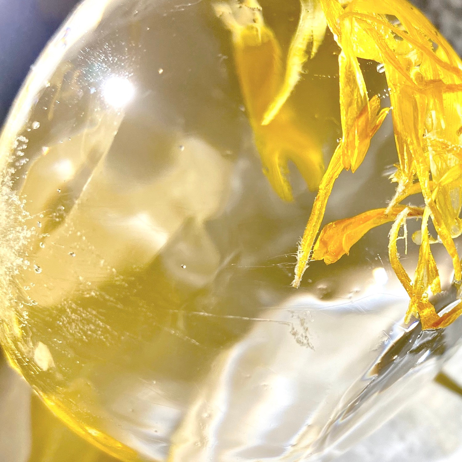 Clear ice with marigold petals (base + $5) 