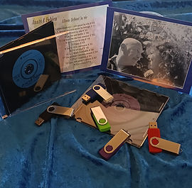 Anaïs & Fabien album clé USB et CD (2).jpg