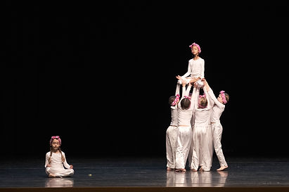 eleves espace danse les cygnes