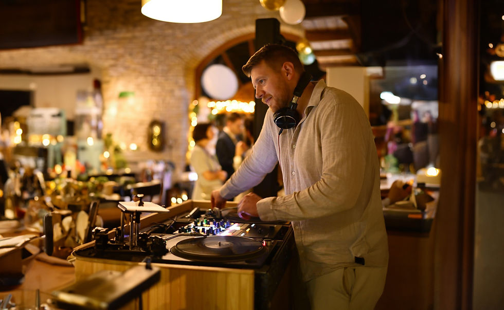 dj-ibeatz-hochzeit-toska-breit.jpg
