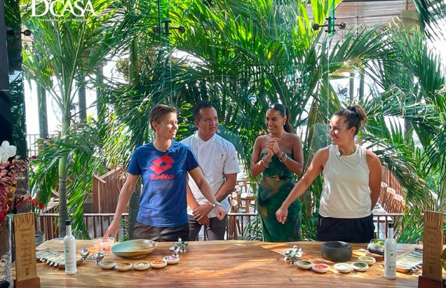 Jugadoras de Dobles en Cancún: Explorando la Cultura Maya