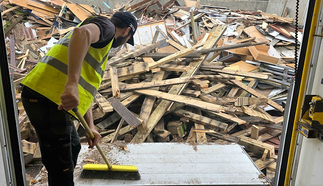 Leicester Moving Company Banner (2).webp