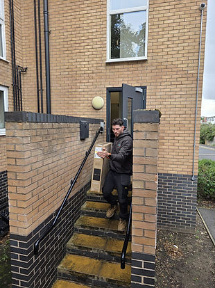removals-team-moving-box-coventry