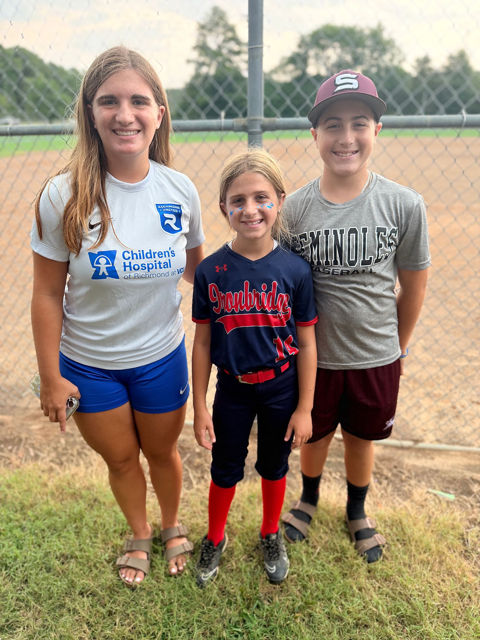 How Do You Juggle It All? A Sports Mom’s Guide to Surviving the Beautiful Chaos 😂⚾🥎⚽