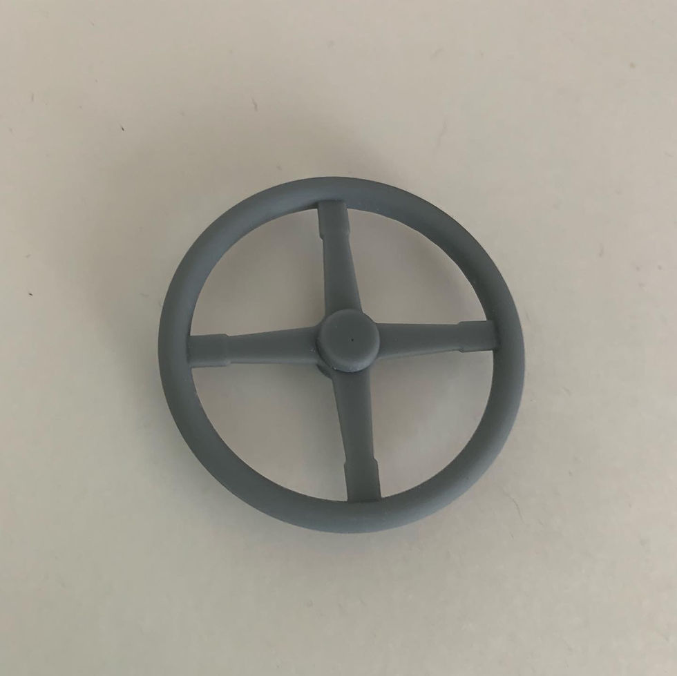 1:25 17” Bell four spoke steering wheel (set of two)