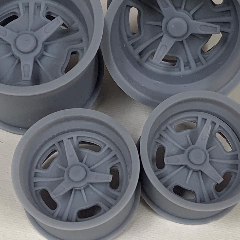 Thumbnail: 1:18 Halibrand Style Wheels for Muscle Machines Setup tforo fit into the