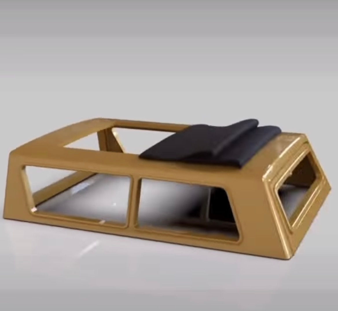 1:20 Nissan Shell Topper with Rag Top and Gate